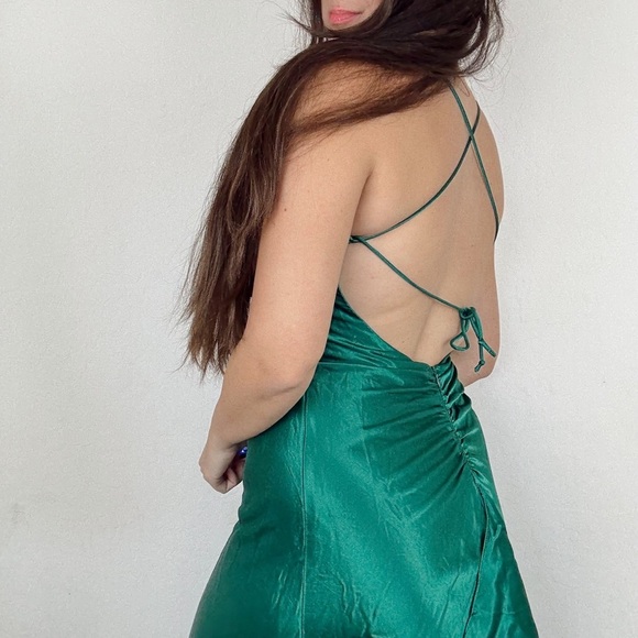 Vintage Zum Zum by Niki Livas Emerald Green Satin Halter Evening Gown Prom Dress - Picture 16 of 16